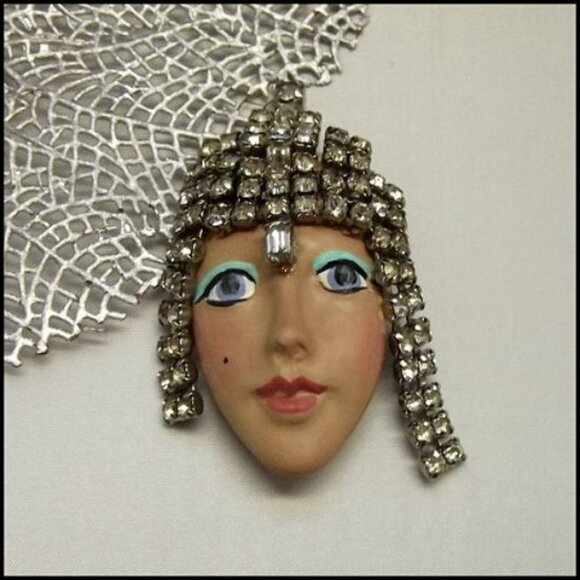1950s Art Deco Flapper Lady Bisque Porcelain Vintage Face Brooch - Picture 1 of 7